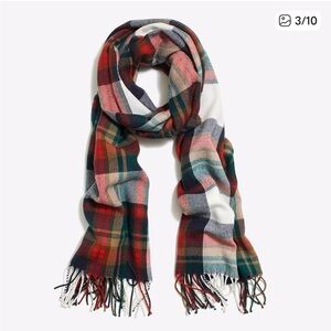 NWT J.Crew Classic Plaid Scarf Soft Preppy Academia Old Money